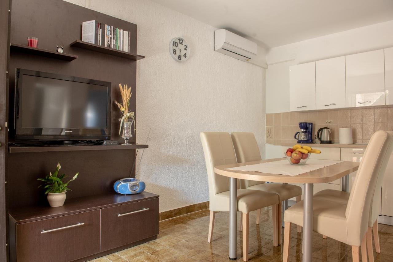 Apartman Bozica 비르 외부 사진